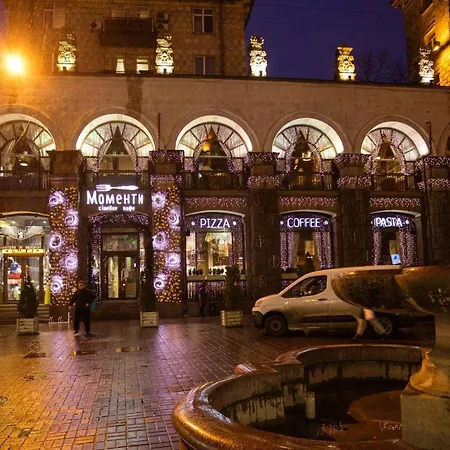 Khreshchatyk Passage *